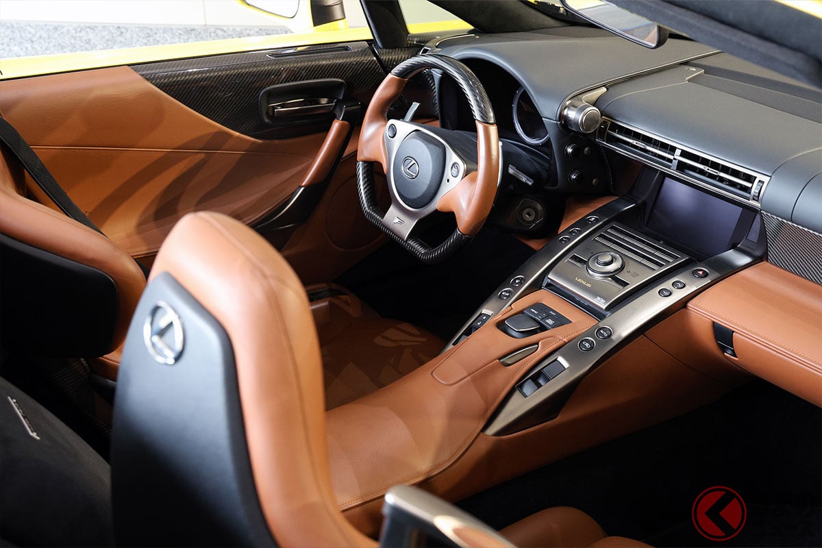 レクサス「LFAスパイダー」実車展示!