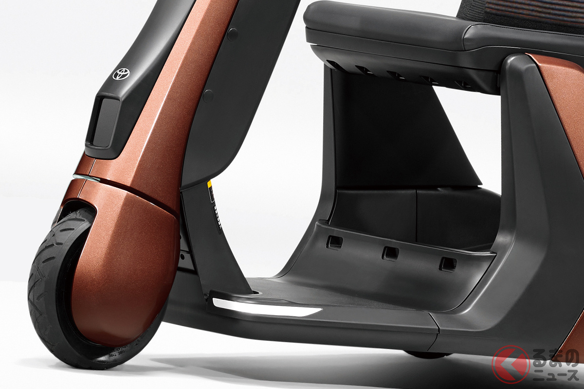 全長1.2m弱のトヨタ「C+walk S」