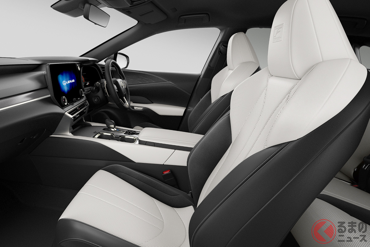 ホワイトが映える最新「RX」のインテリア