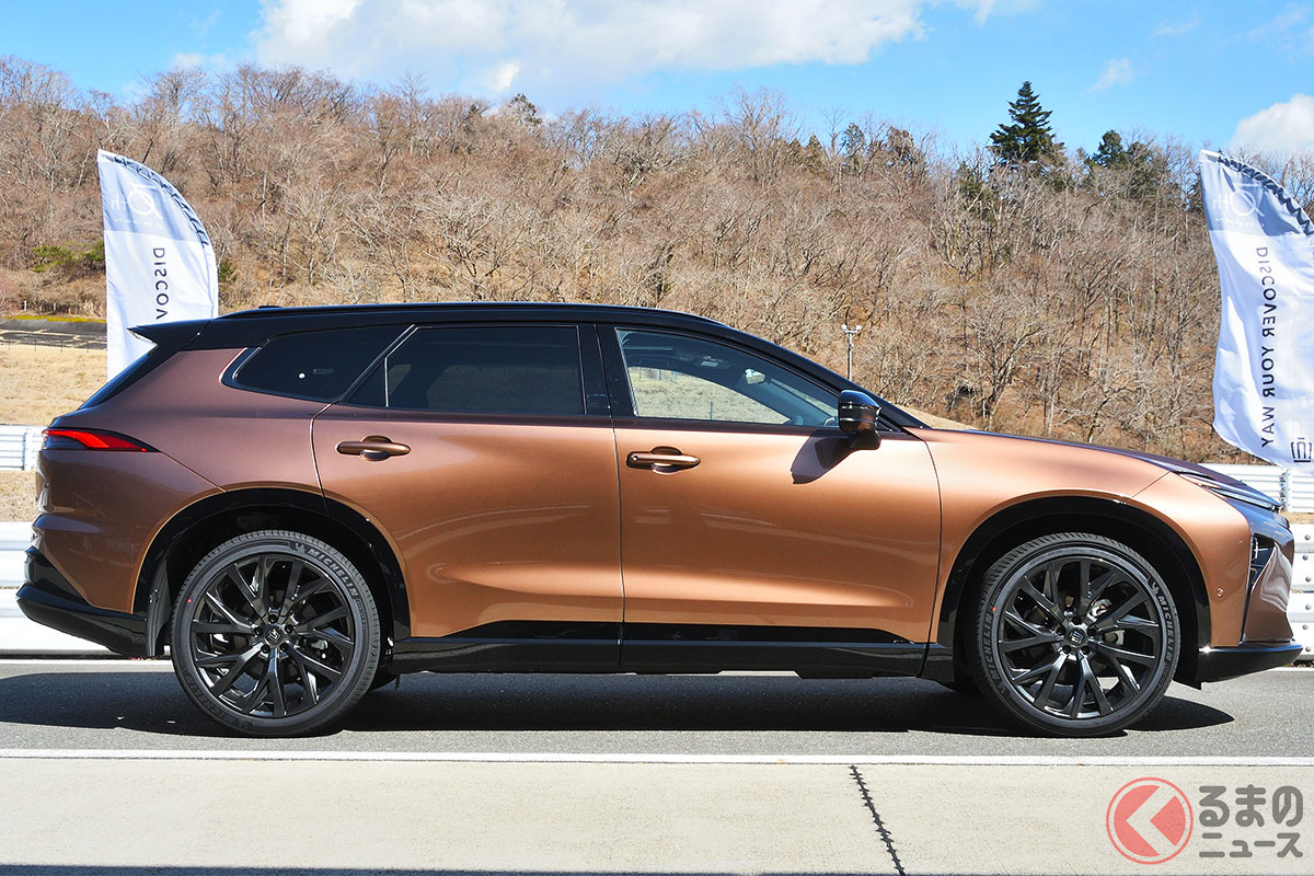 トヨタ新型「クラウンエステート」のサイド