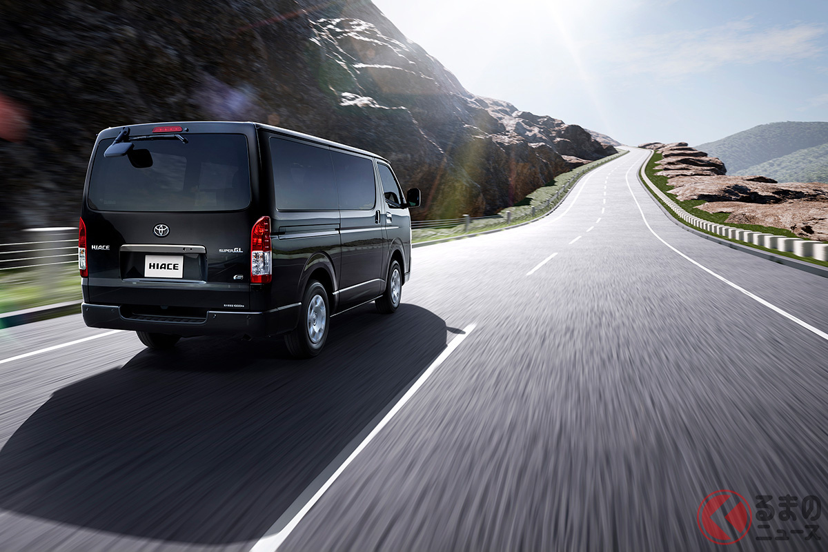 トヨタの「ハイエース」人気スギ!