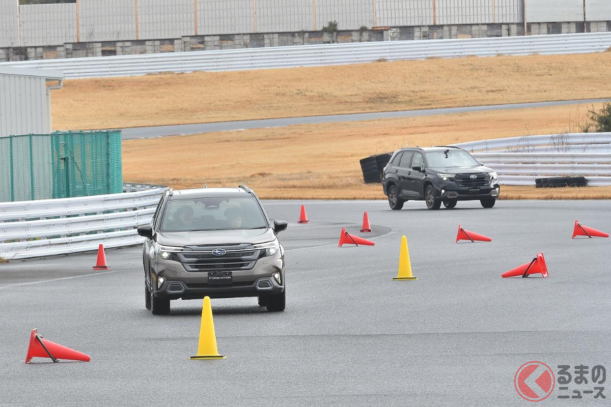 スバル新型「フォレスター」試乗の様子