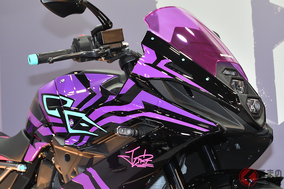 ジュリの個性が反映されたスズキ「GSX-8R」
