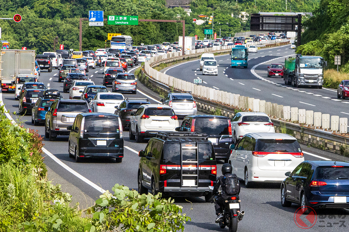 GWなどの長期休暇で発生する高速道路の渋滞(画像はイメージです)