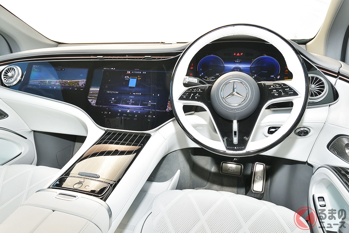 センターに加え助手席側にもモニター完備！ 最新「“超高級”SUV」を試してみた！［画像はメルセデス・マイバッハ「EQS680 SUV」］