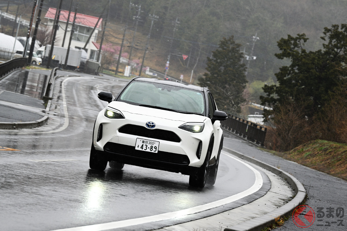 国内トップレベルの燃費性能を誇る「ヤリスクロス」