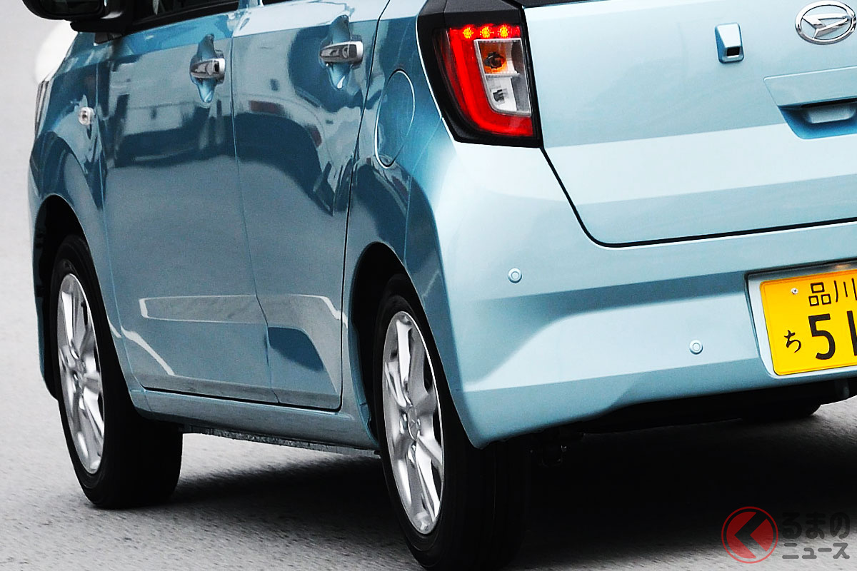 ダイハツの軽セダン「ミライース」