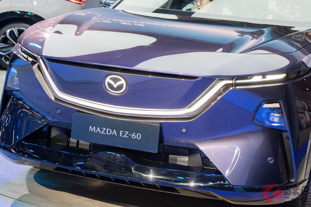 光るグリルがカッコいい!(撮影:加藤博人)