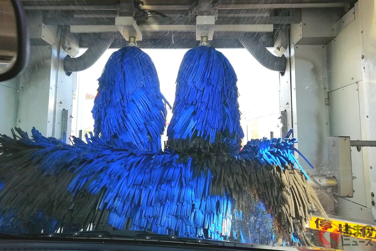 洗車の選択肢:手洗い vs 洗車機、どちらが愛車に最適?(画像はイメージ/フォトAC)