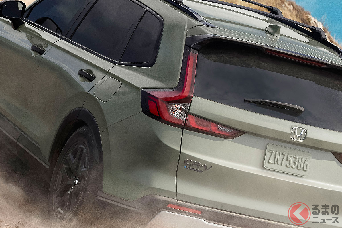 オフロードグレードの「CR-V トレイルスポーツ」