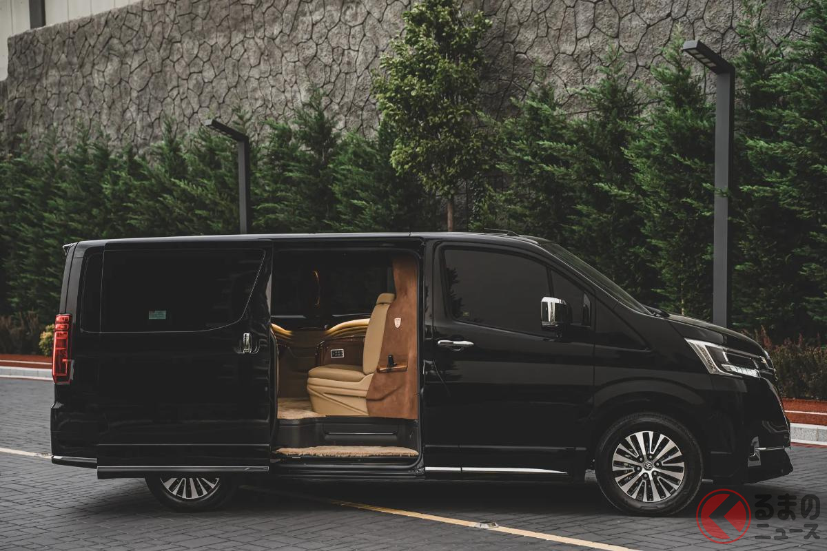 あれ?内装の雰囲気が…?(画像提供:JAMES EDITION)