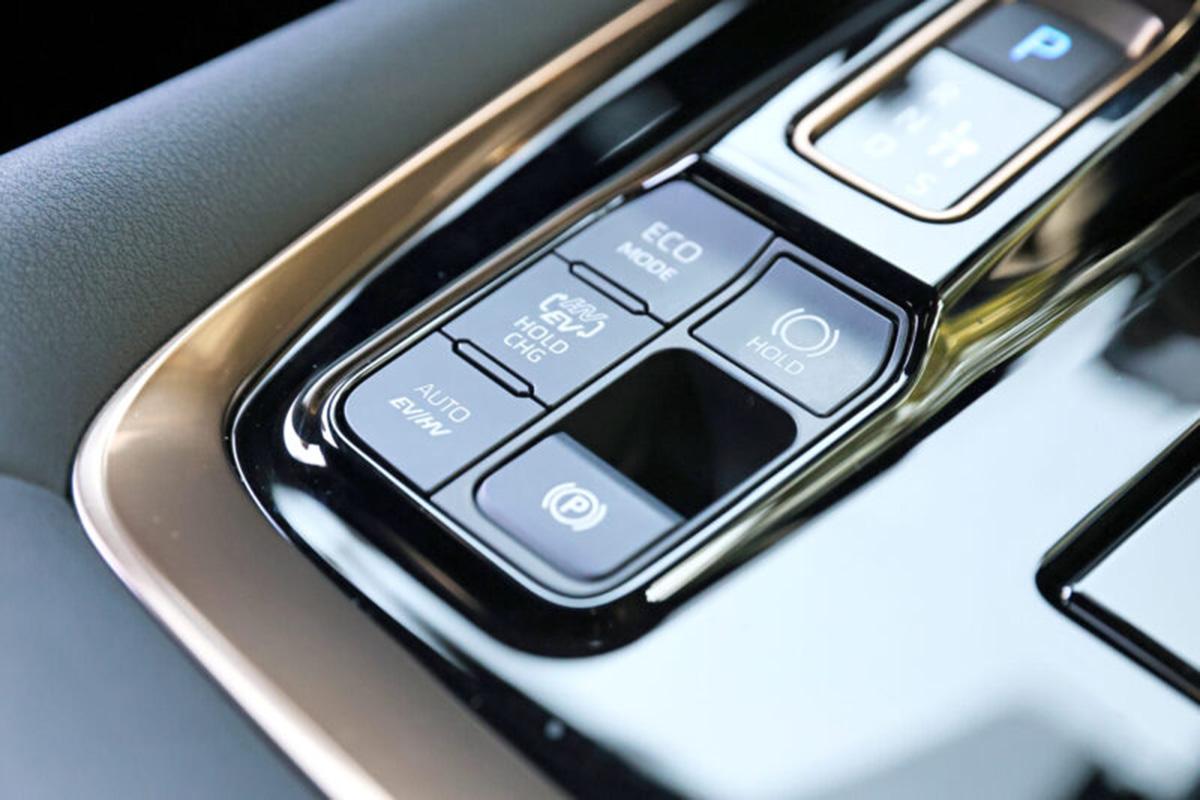 PHEVモデルの走行モードは、EV/HV/CHG/AUTO/ECOを含む5つのモードから、より豊富で多様な選択を提供できます。（画像提供：車訊網 CARNEWS）