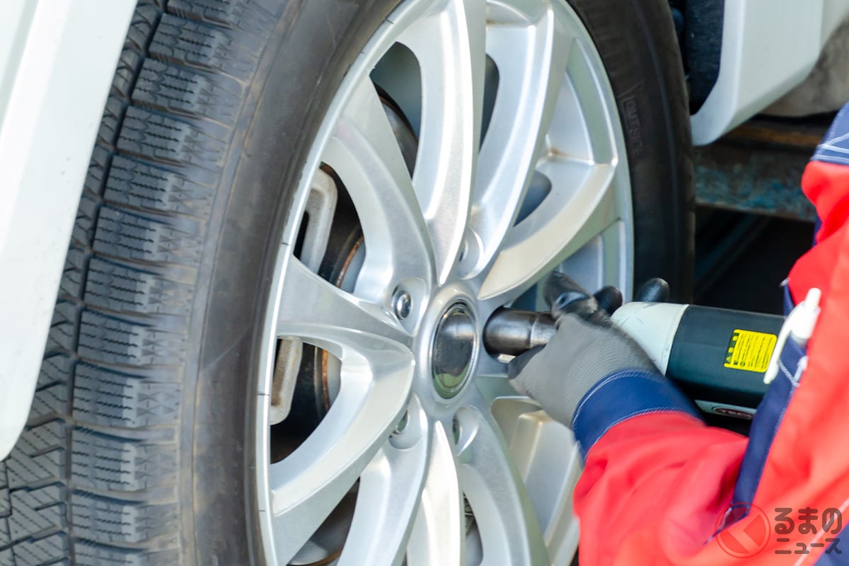 タイヤ交換は正しい方法で(画像はイメージ/フォトAC)