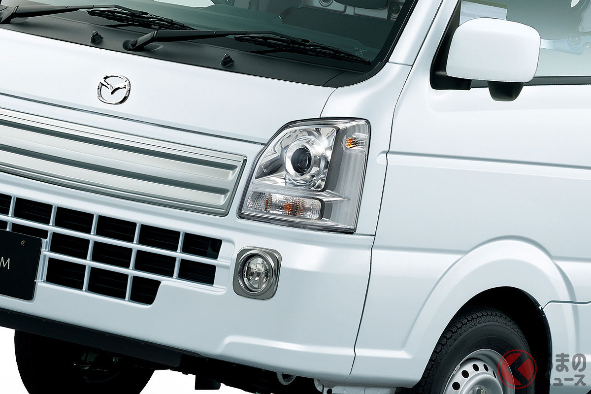 最新のマツダ「スクラムトラック」