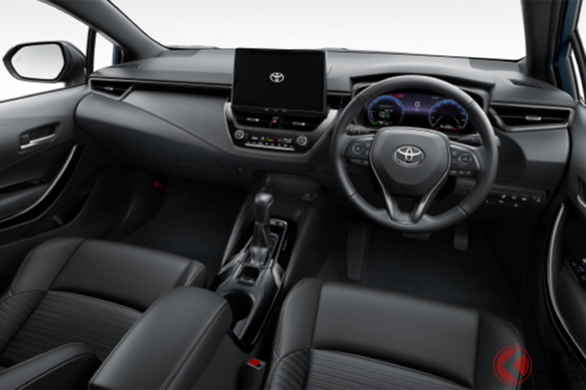 実用性を重視したレイアウトで、広い荷室と使いやすい操作系が日常使いからレジャーまで幅広く対応する