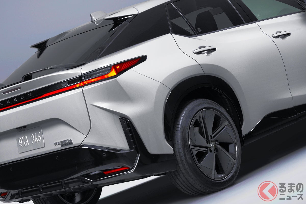 レクサス新型「スポーティSUV」発表!