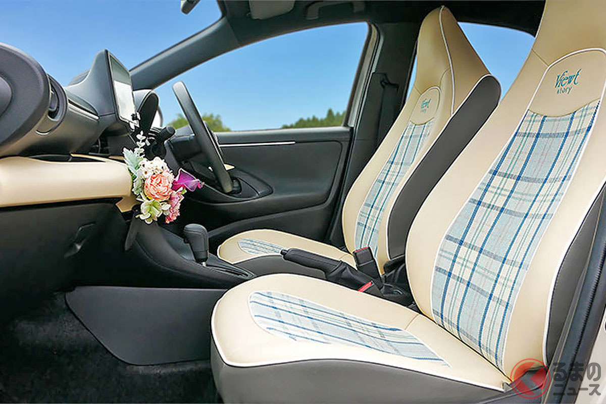 車内に純正の「お花」も装備!? ミツオカの小さな高級車「ビュート ストーリー」とは