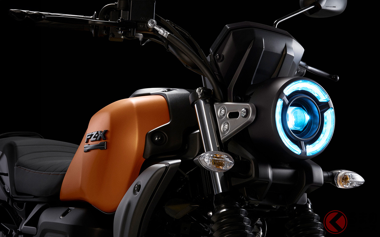 先進的なLEDライトとスチールパーツの組み合わせがカッコイイ!!