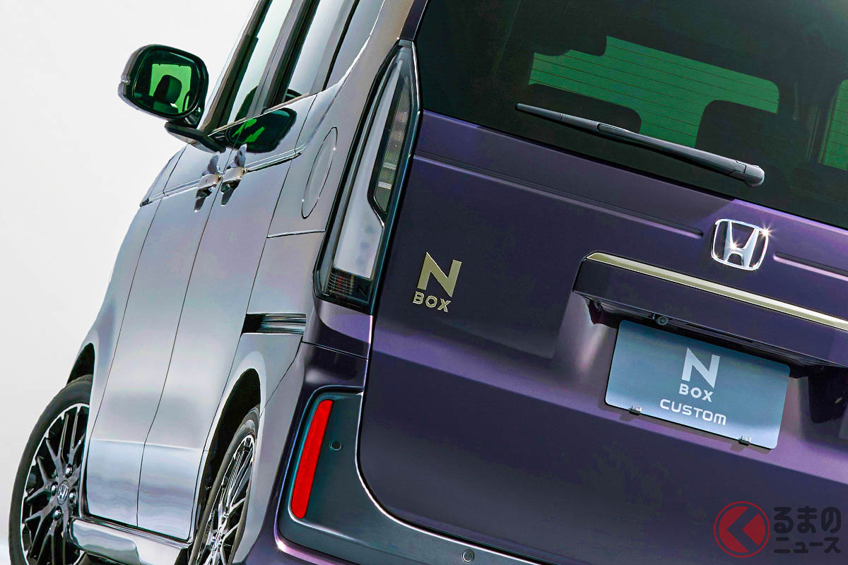 ブラックモデル登場!?