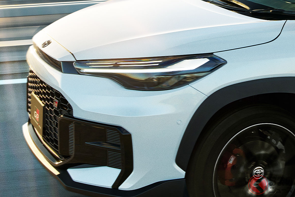 トヨタ新型「カローラクロス」