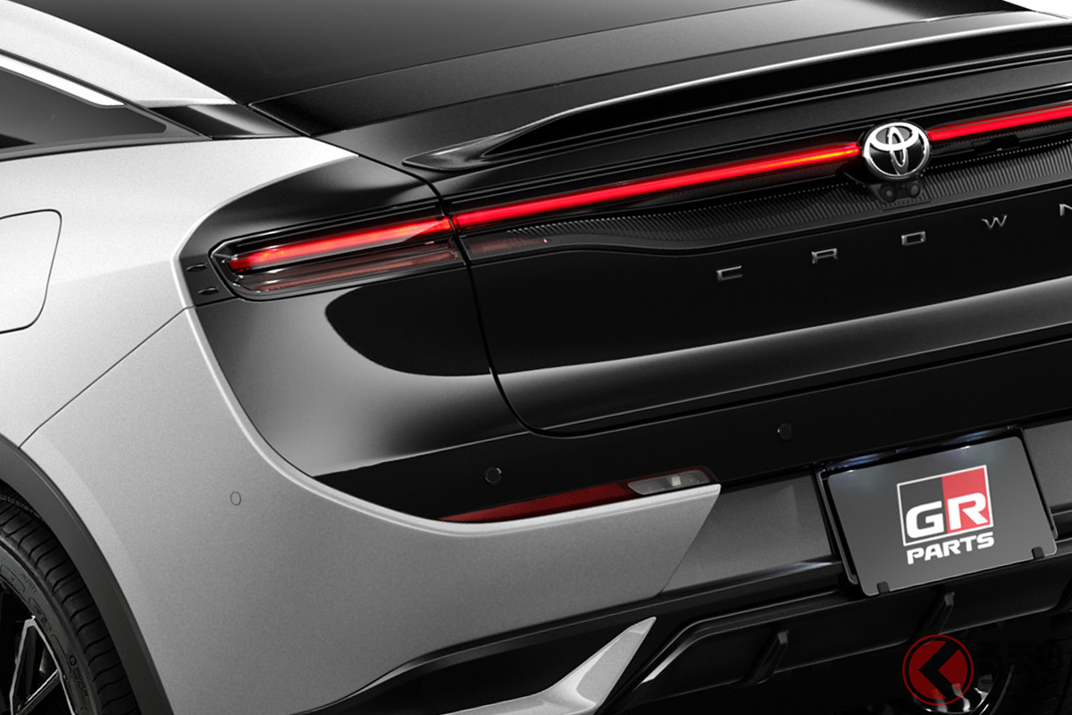 GRパーツでカスタムした「クラウン クロスオーバー」