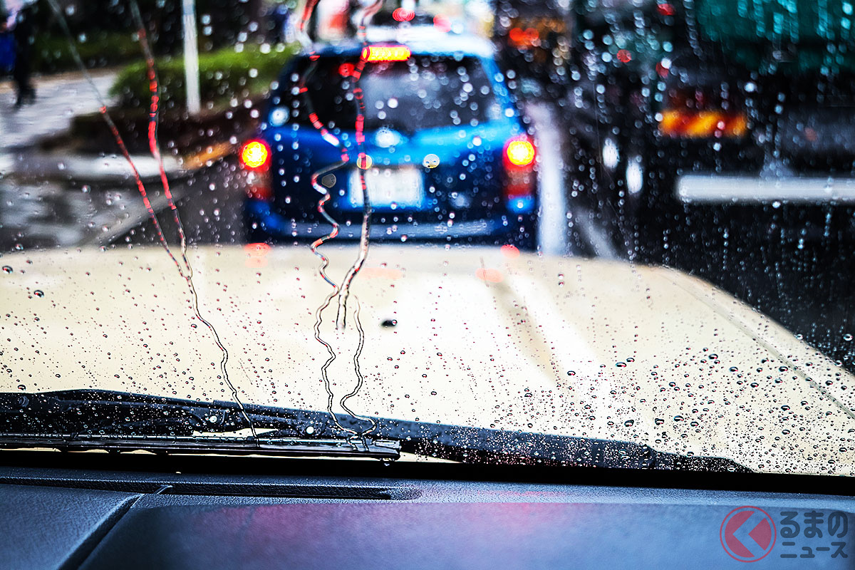 梅雨時期特有の「ジメジメ」対策は?(画像:PIXTA/イメージです)