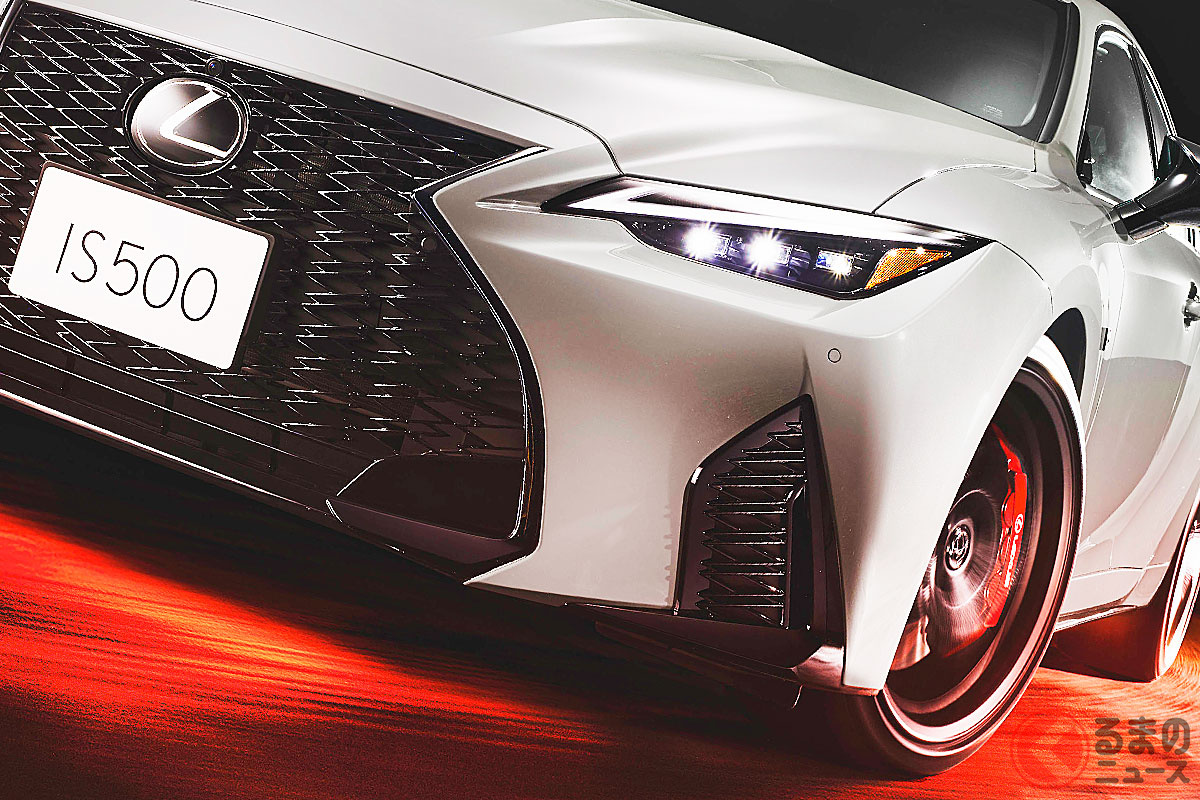 「IS500」の特別仕様車「Climax Edition」
