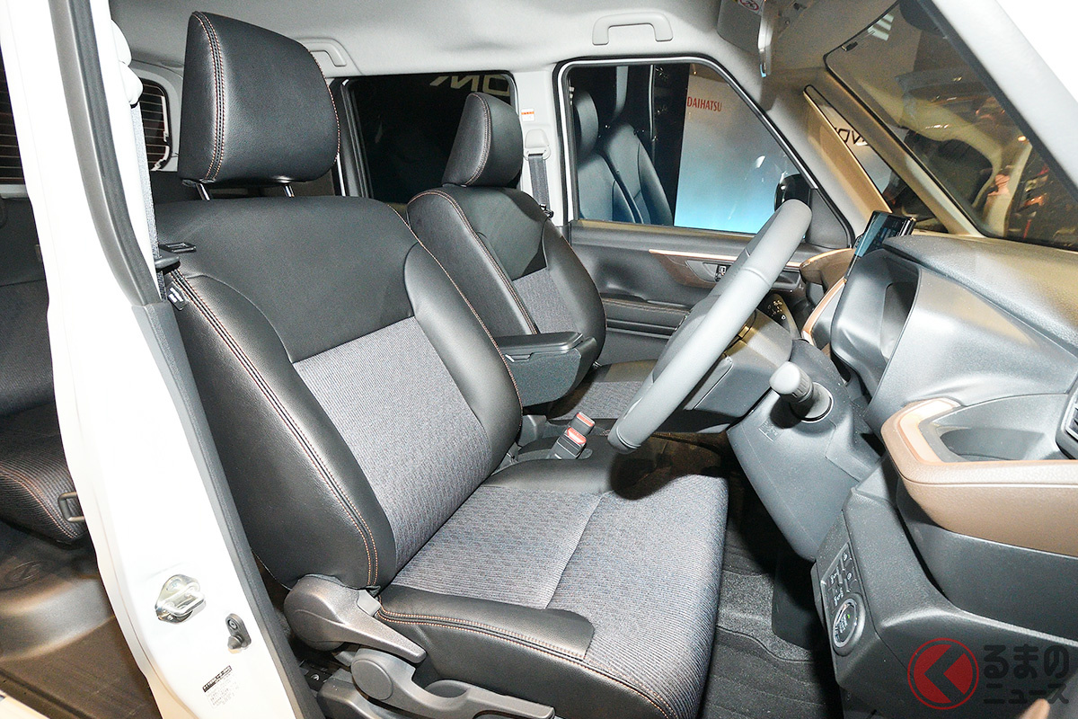 新型「ムーヴ」のインテリア(ノーブルシックスタイル)