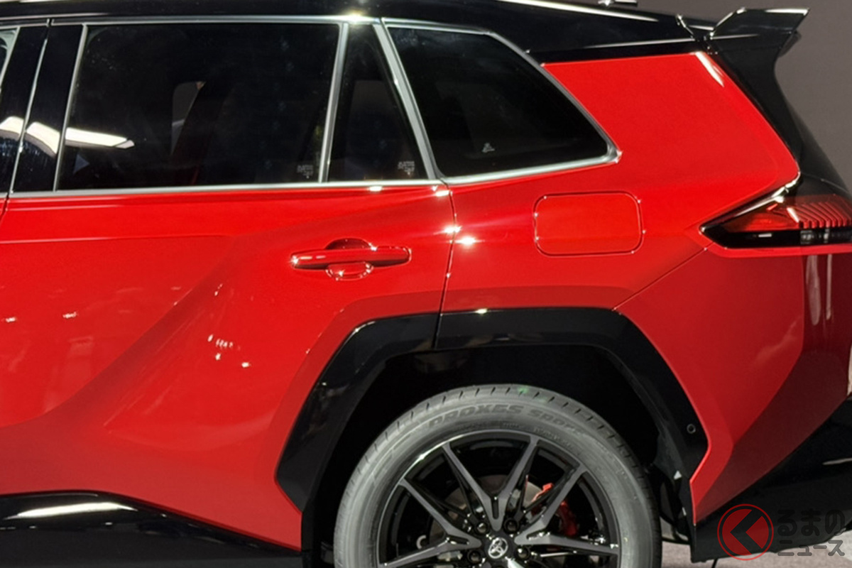 トヨタ「新型SUV」に搭載されたメーカー初の革新的技術とは?