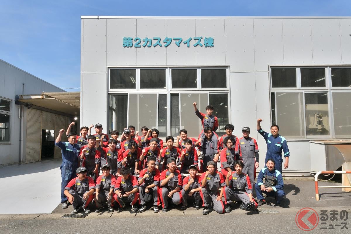 日本自動車大学校(NATS)成田校カスタマイズ科の学生方