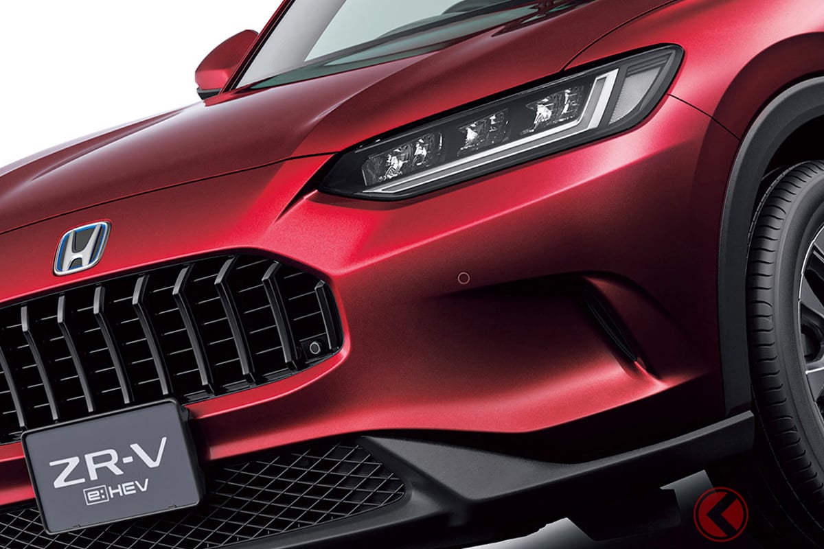 ツヤ感高めた塗料を新採用する「ZR-V」