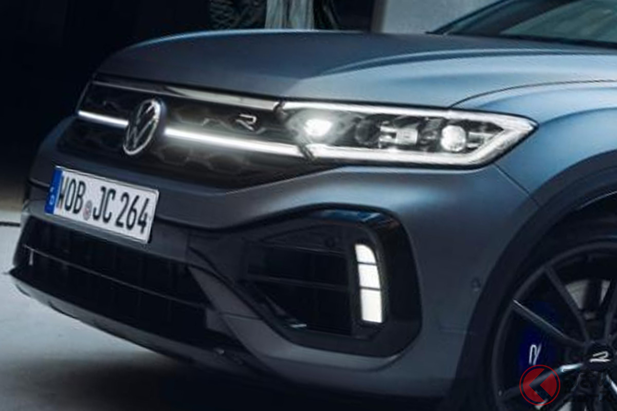 T-Roc R Black Style Performance(ティーロック アール ブラックスタイル パフォーマンス)