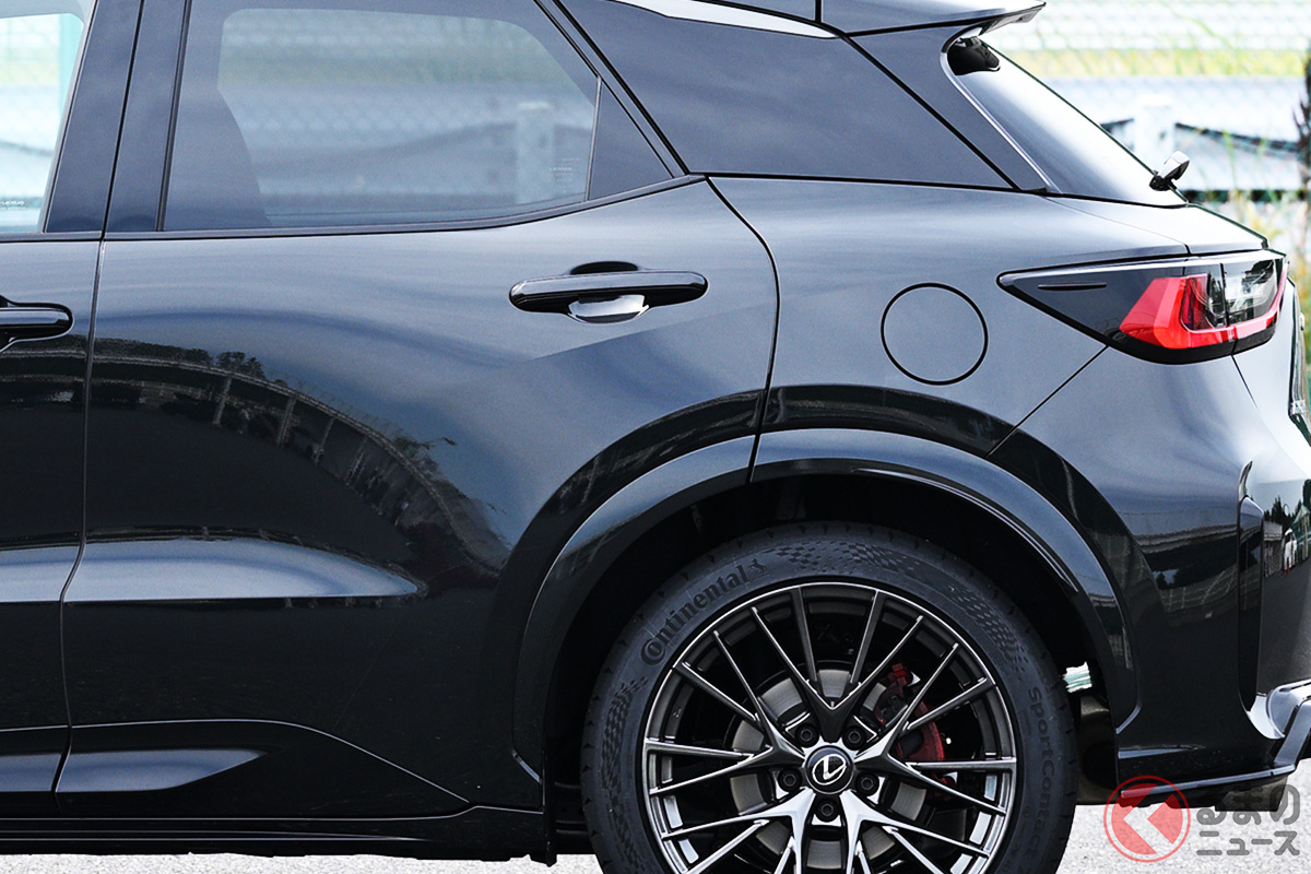 まるでスポーツカーなハイパフォーマンスSUVとは?