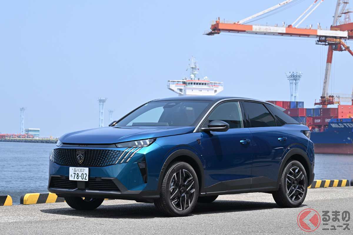 プジョー「3008 GT Hybrid アルカンタラパッケージ」558万円