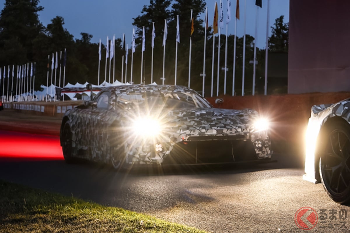 英国で開催されたスピードの祭典「GOODWOOD」で「TOYOTA GT Concept」と「TOYOTA GT Racing Concept」を世界初公開! これのレクサス版が「LFA後継モデルなのか?」(画像:トヨタ自動車株式会社SNSより)