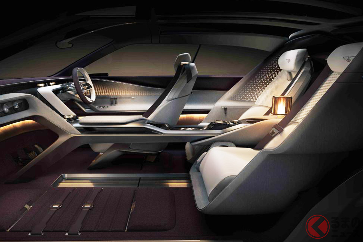 一見斬新だけど、実は内外装に旧車オマージュのデザインがもり沢山!