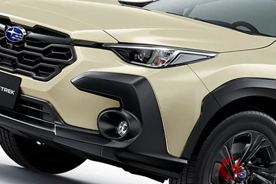 新色「サンドデューン・パール」の「クロストレック Touring」