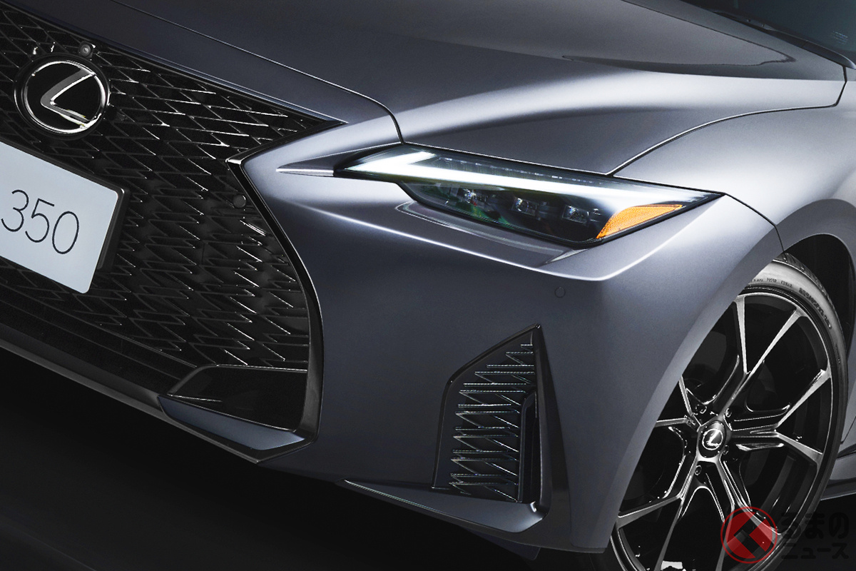 専用ブラック仕立ての「V6」モデルや「4WD」モデルも登場!