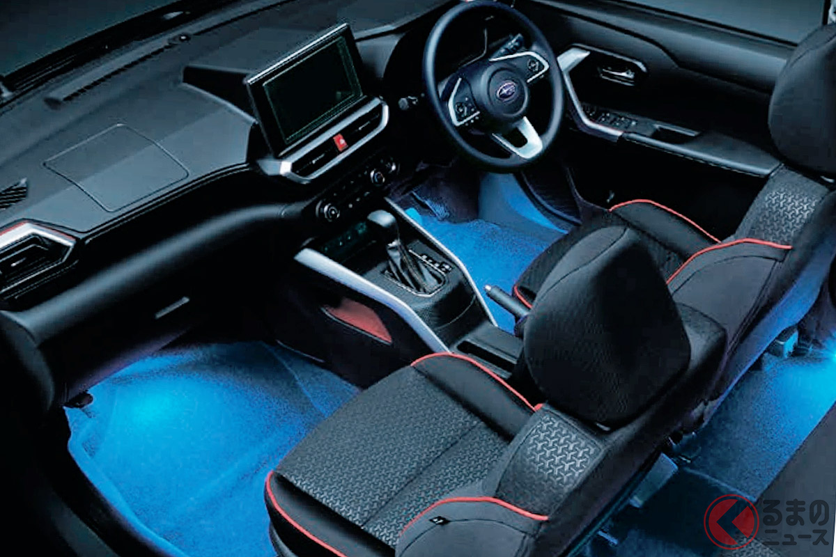 スバル「レックス」の青く光るイルミネーション(オプション)