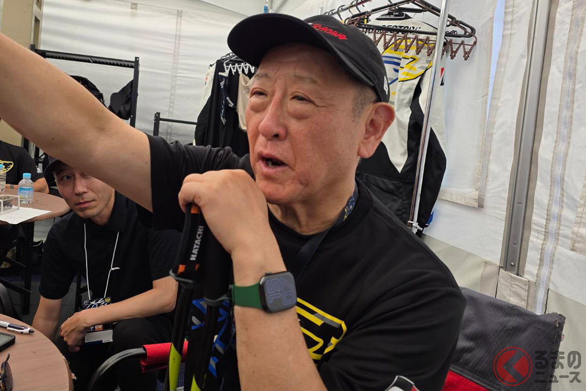 今回のタイから来ているミューさんを語る豊田章男会長(撮影:山本シンヤ氏)