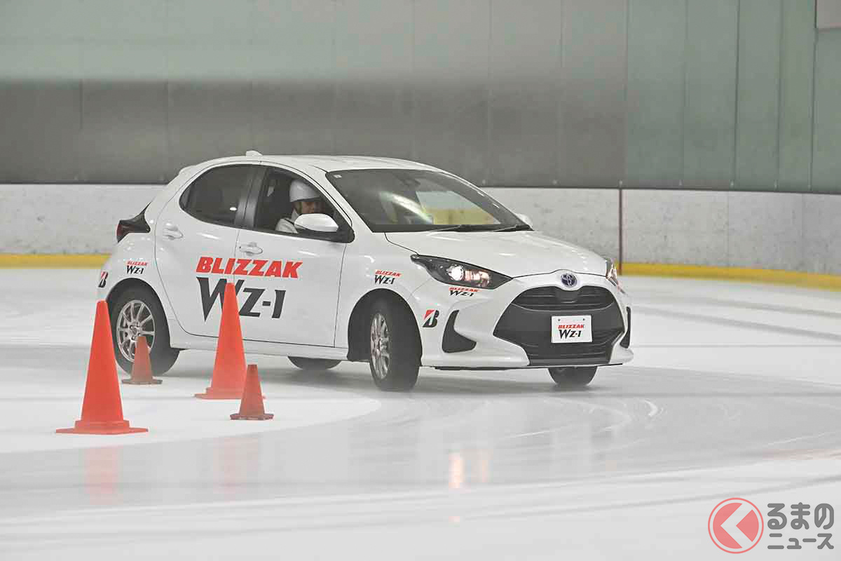 WZ-1はVRX3と比較し、氷上ブレーキ性能11%短縮、氷上旋回(ラップタイム)4%短縮を実現した