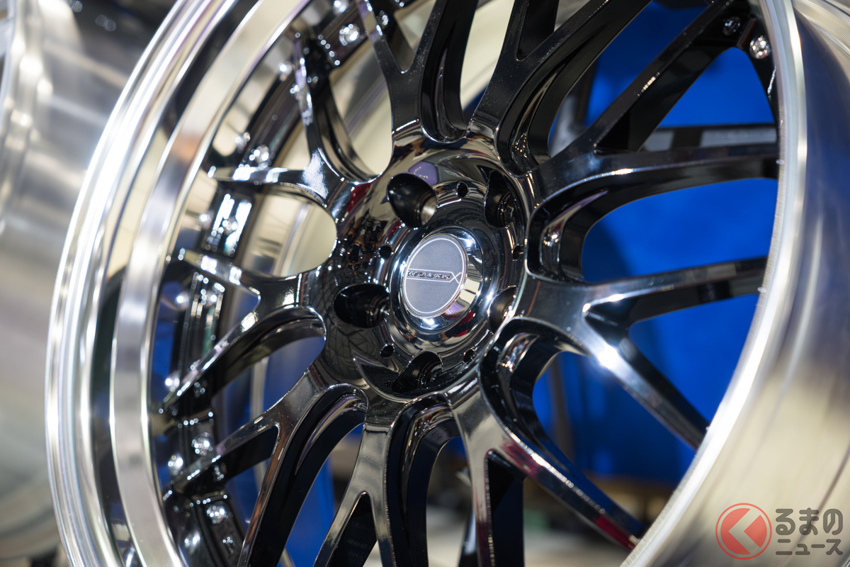 特に40系「ヴェルファイア」ユーザーから人気があるというweds「マーベリック 709M」