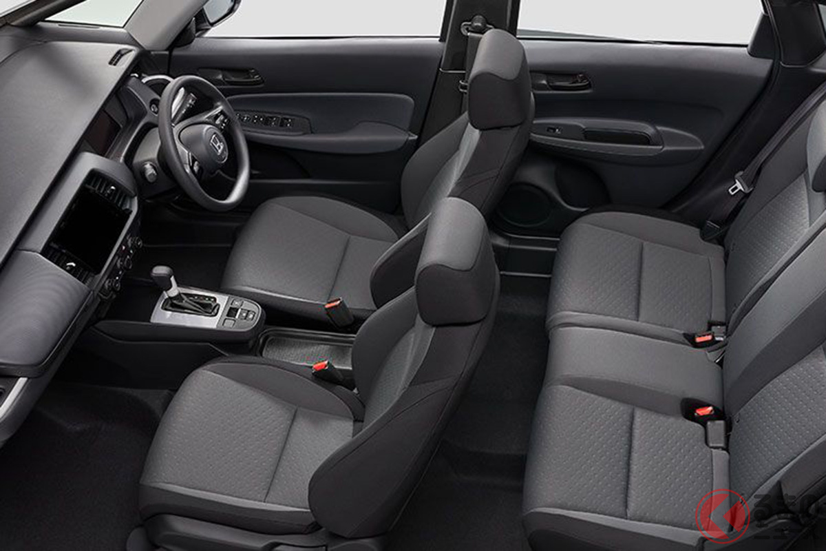 豊富なグレードを備えるホンダ「フィット」 中には200万円以下の仕様も！（画像はベーシック）