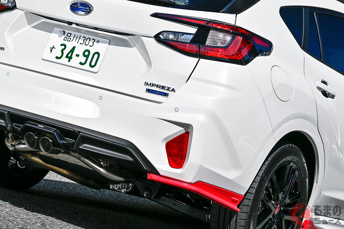 このほかにもSTIではセンター出しマフラーが凛々しい「パフォーマンスマフラー＆ガーニッシュキット」なども設定しています