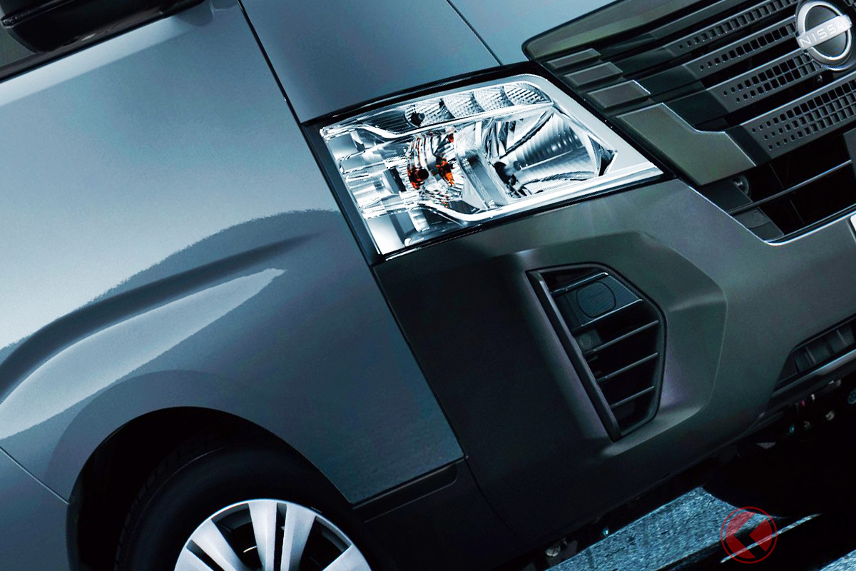 新モデルのブラック仕立てがカッコイイ!進化の詳細とは?