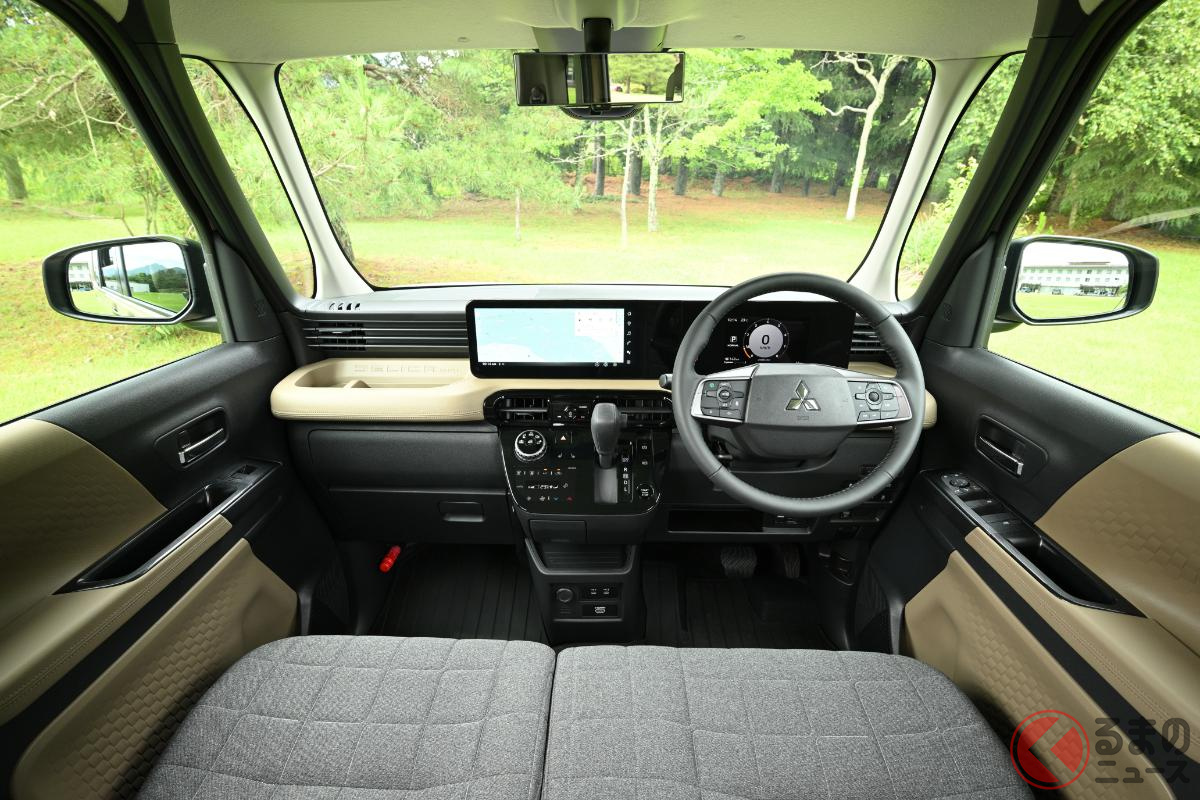 新型「デリカミニ」のインテリアデザイン（プレミアムグレード）