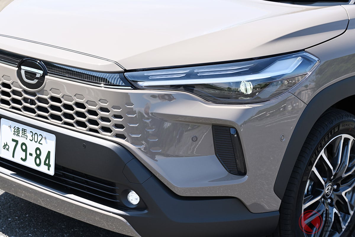 斬新ウインカー初採用!