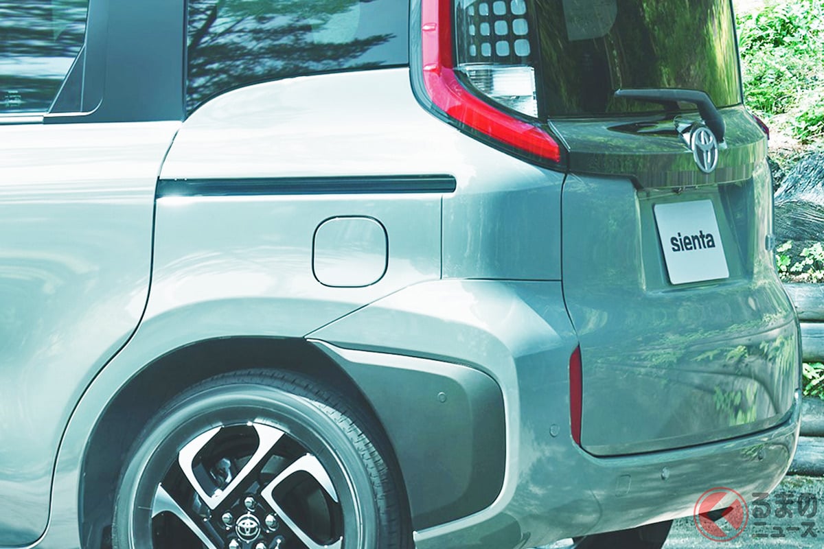 トヨタの最新「“ちいさい”ミニバン」人気の理由とは