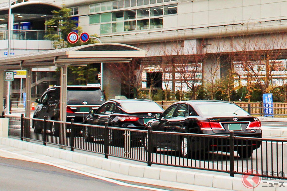 タクシー乗り場のイメージ(画像:PIXTA)。