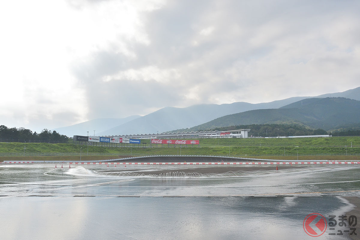 東京からも近い「富士スピードウェイ」の敷地内にある